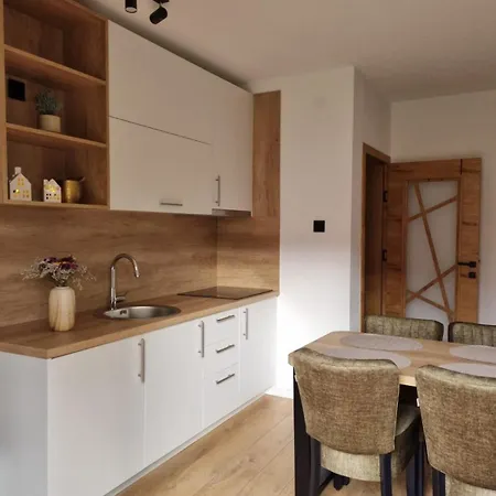 Semic Apartman *